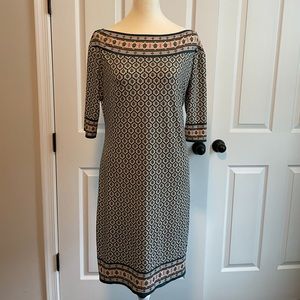 Max Studio beautiful patterned dress in M